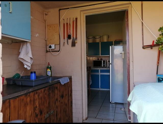 3 BEDROOM FREESTANDING SOLD IN STILFONTEIN EXT 3